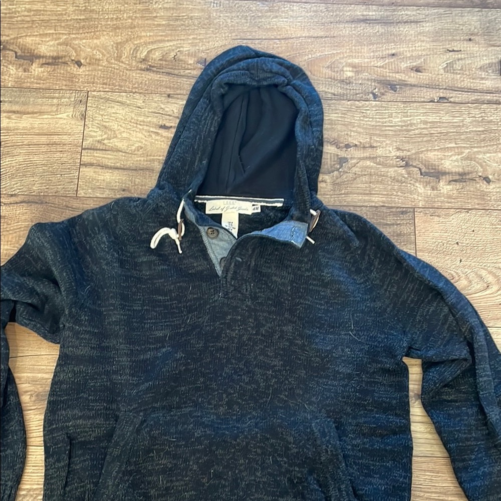 Men's Black Hoodie Sweater